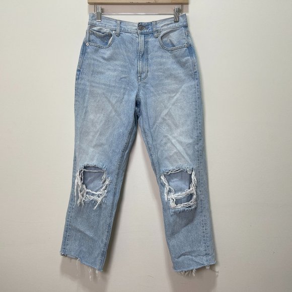 America Eagle Mom Jeans sz 6 - Picture 2 of 16